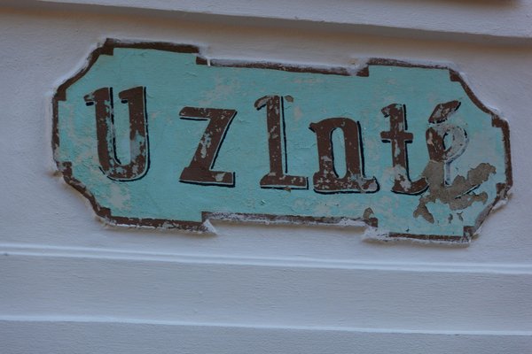 Adoptez le style gothique rock : conseils et accessoires indispensables